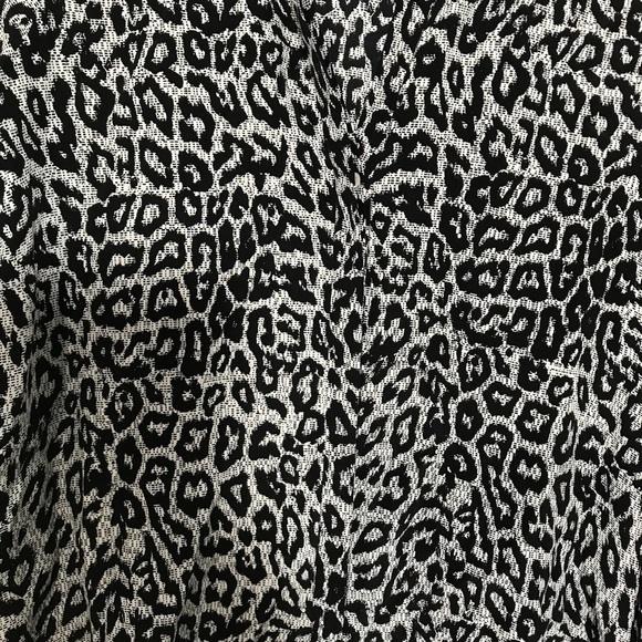 Joie Women's Gray Carita Blouse leopard print size Small T122 - Picture 4 of 8